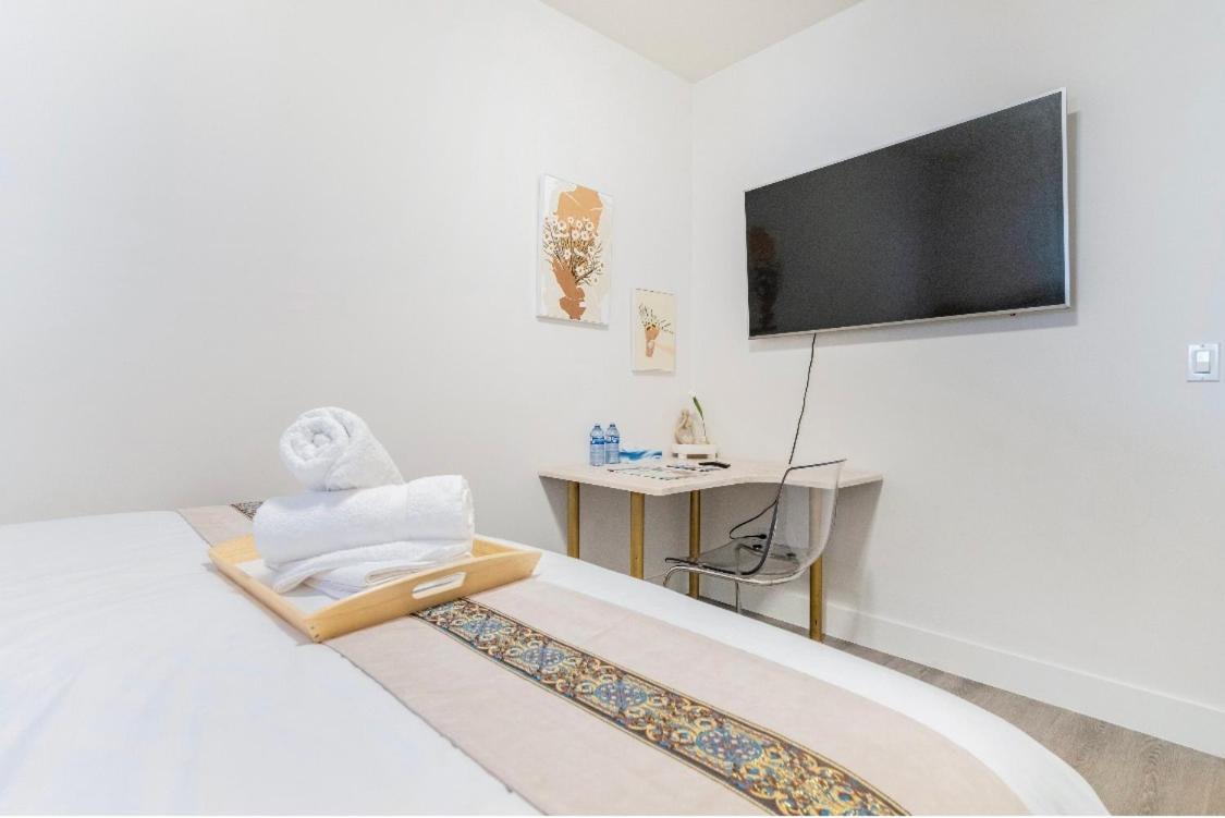 Si & Daniel Home Near Yvr Airport & Skytrain Separate Entry Free Parking Richmond Exteriör bild